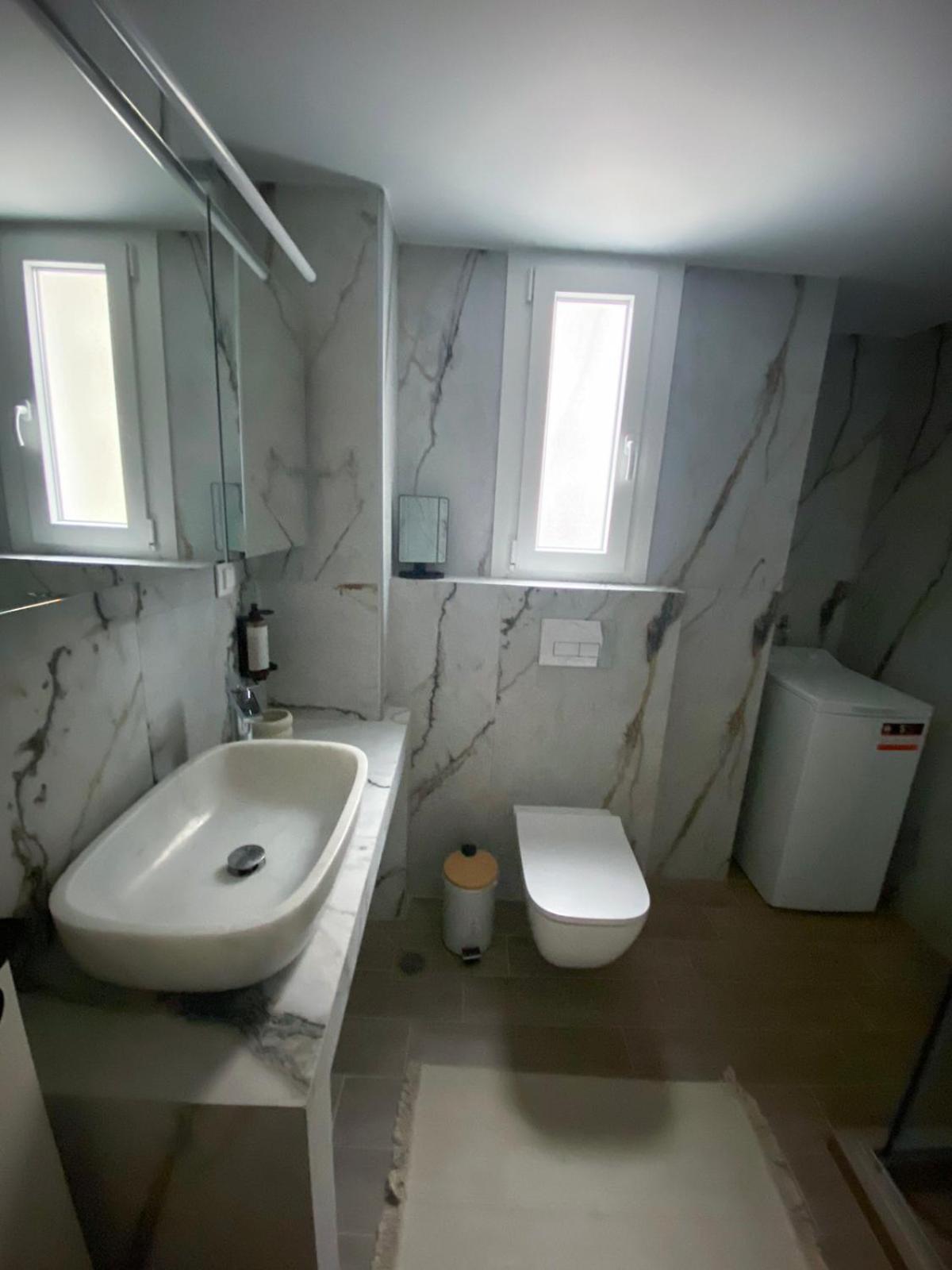 Appartement Agias Sofias Svolou Center 2